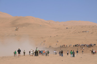 035 Chased by helicopters over a large dune.jpg